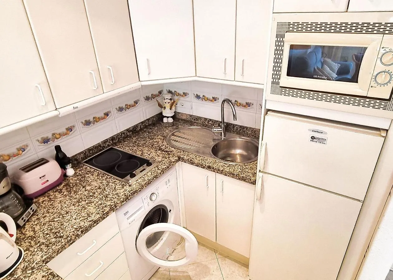 Skol 440. Nice 1 Bed Apartment With Sea Views In Marbella Centre.